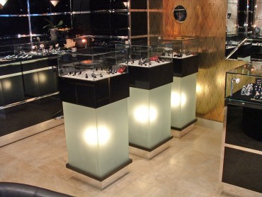 Ibis Jewellers, Jersey